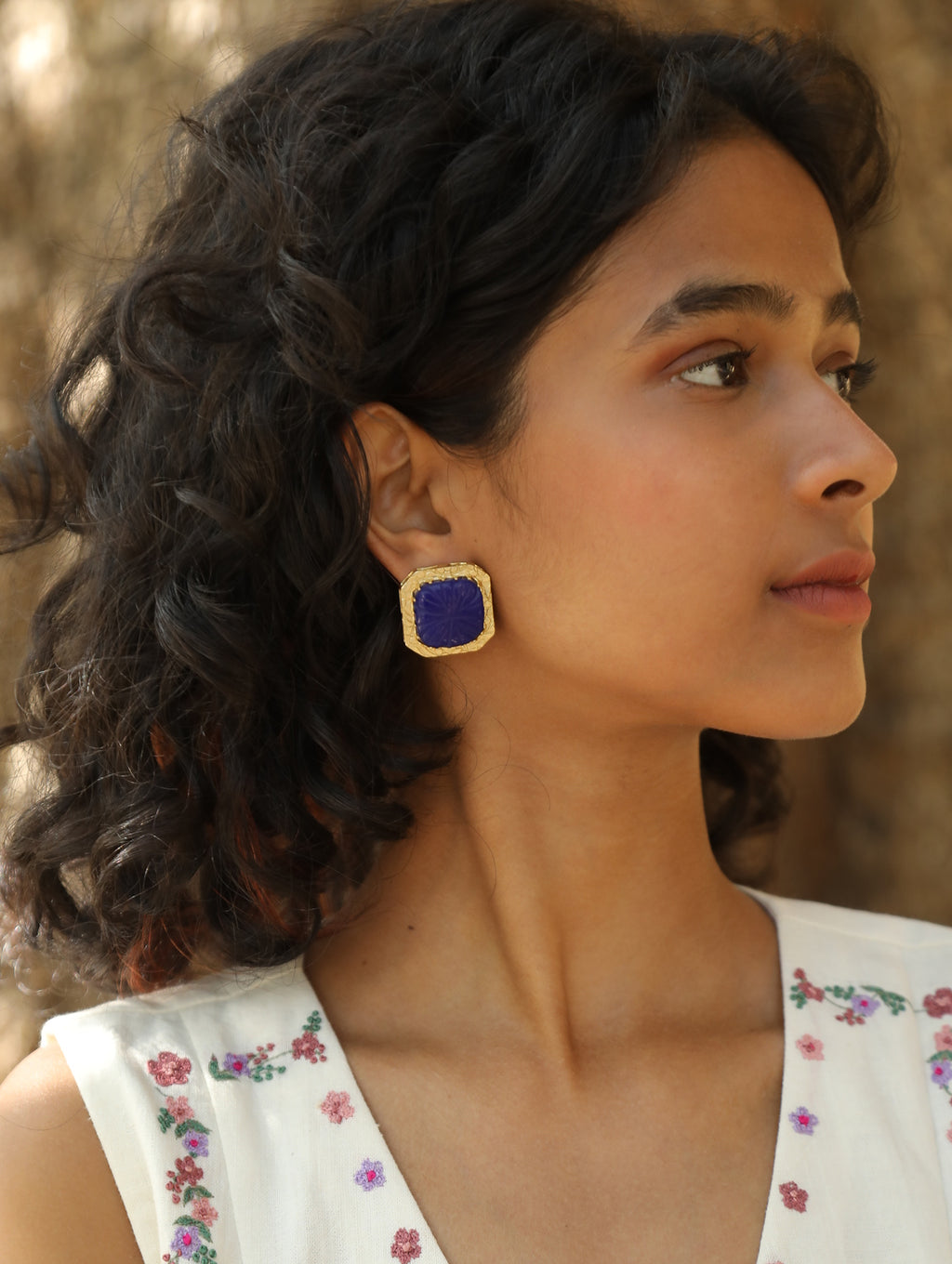 Titli studs
