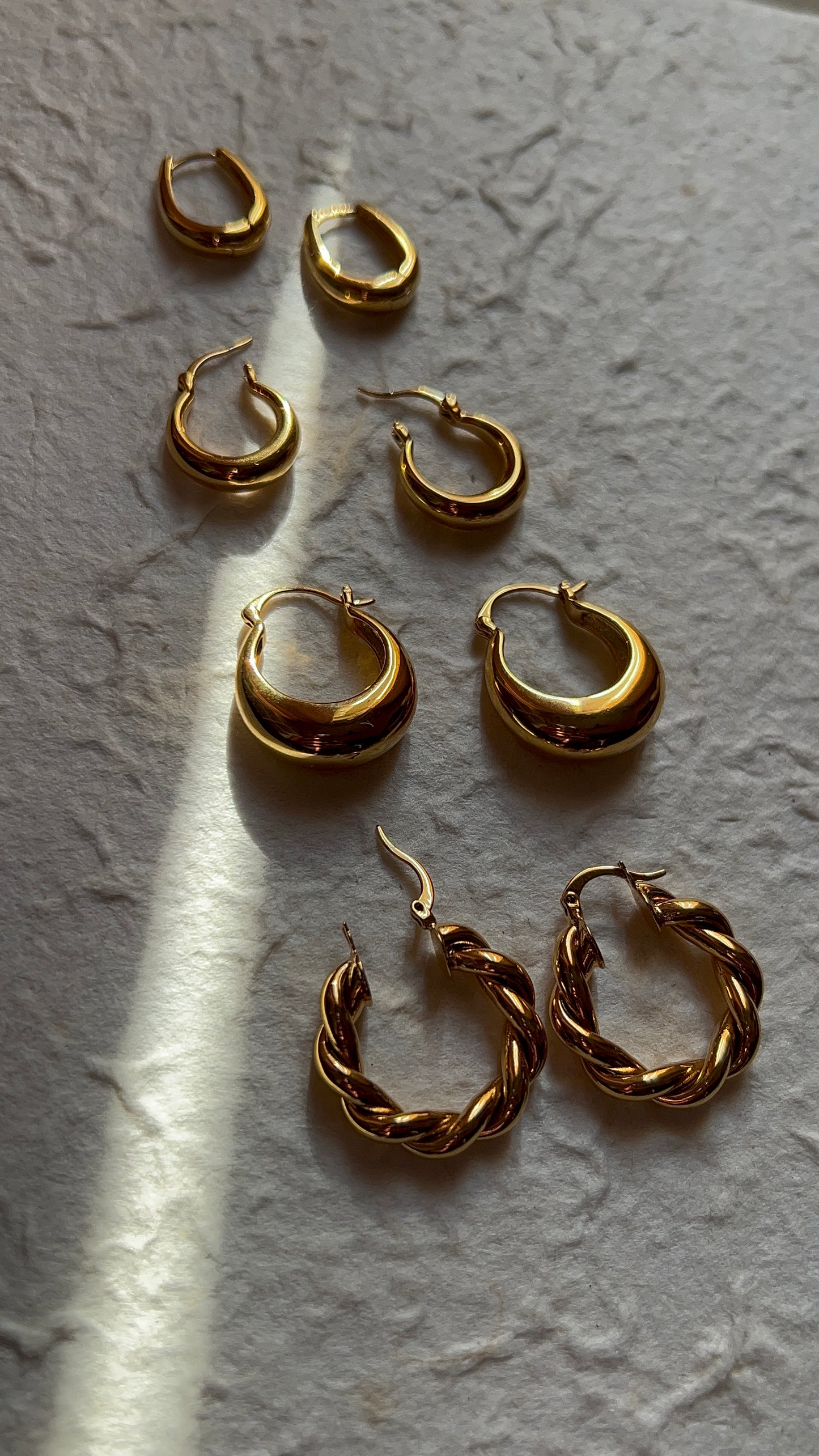 Aurelia Hoops