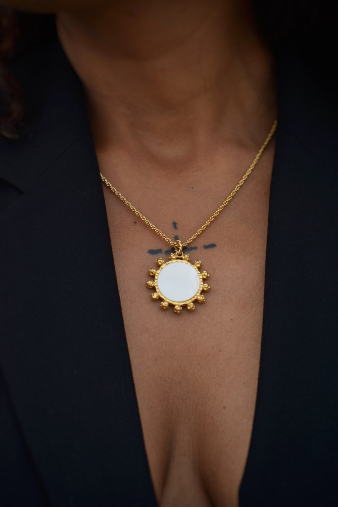 Theraa Necklace