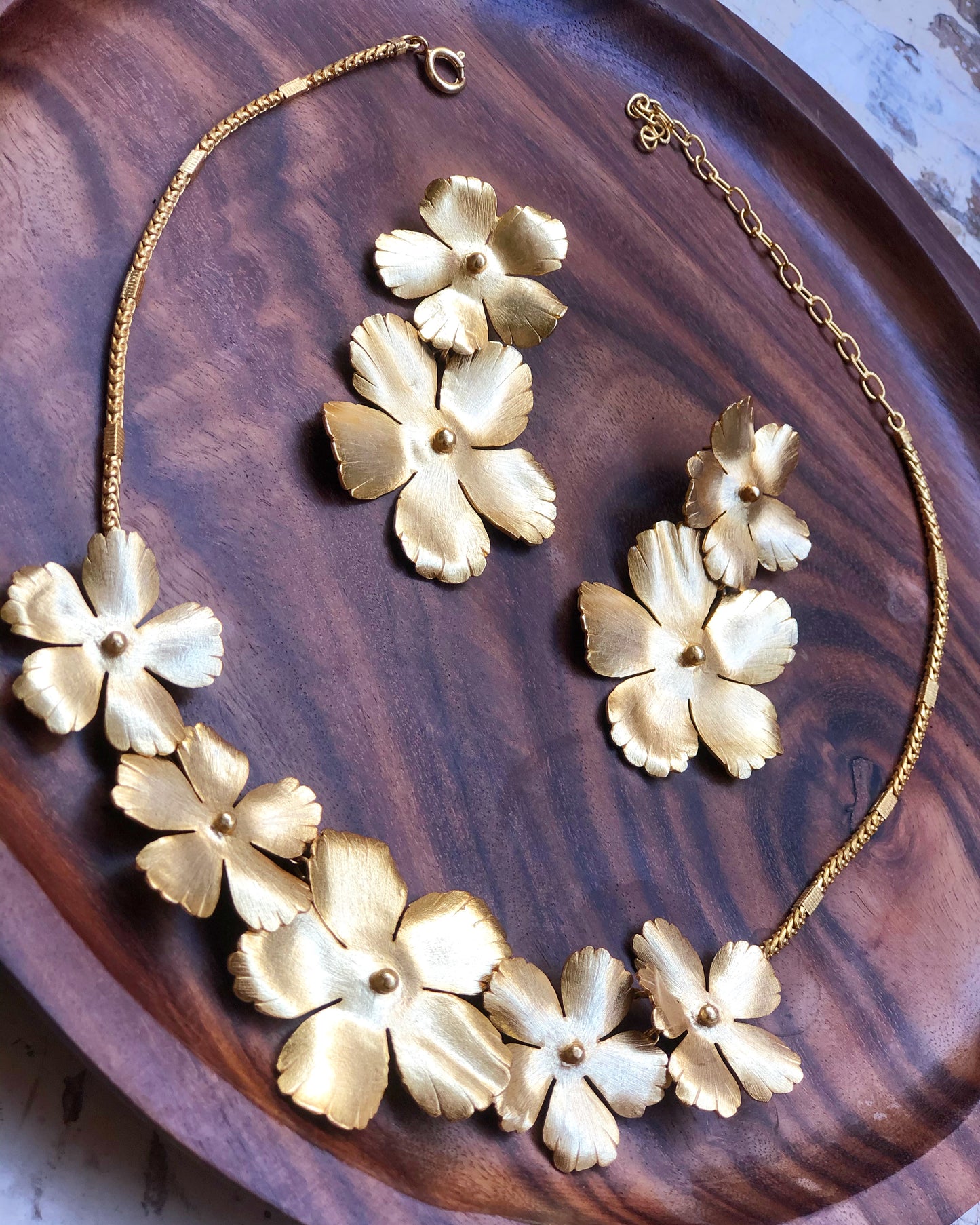 Flora Necklace